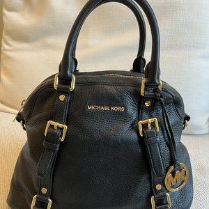 MICHAEL KORS BLACK LEATHER SHOULDER HANDBAG
